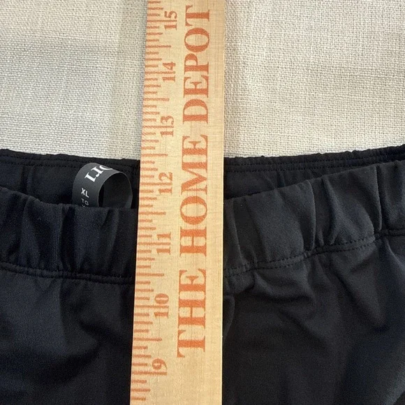 Vuori Halo Modern Pants Womens XL Black Athletic Straight Leg Performance - Picture 5 of 12